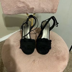 Ruffle Heels
